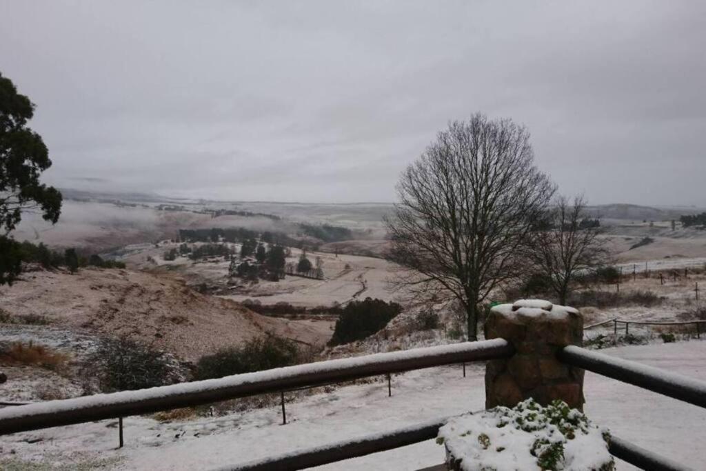 The Underberg Cottage ภายนอก รูปภาพ