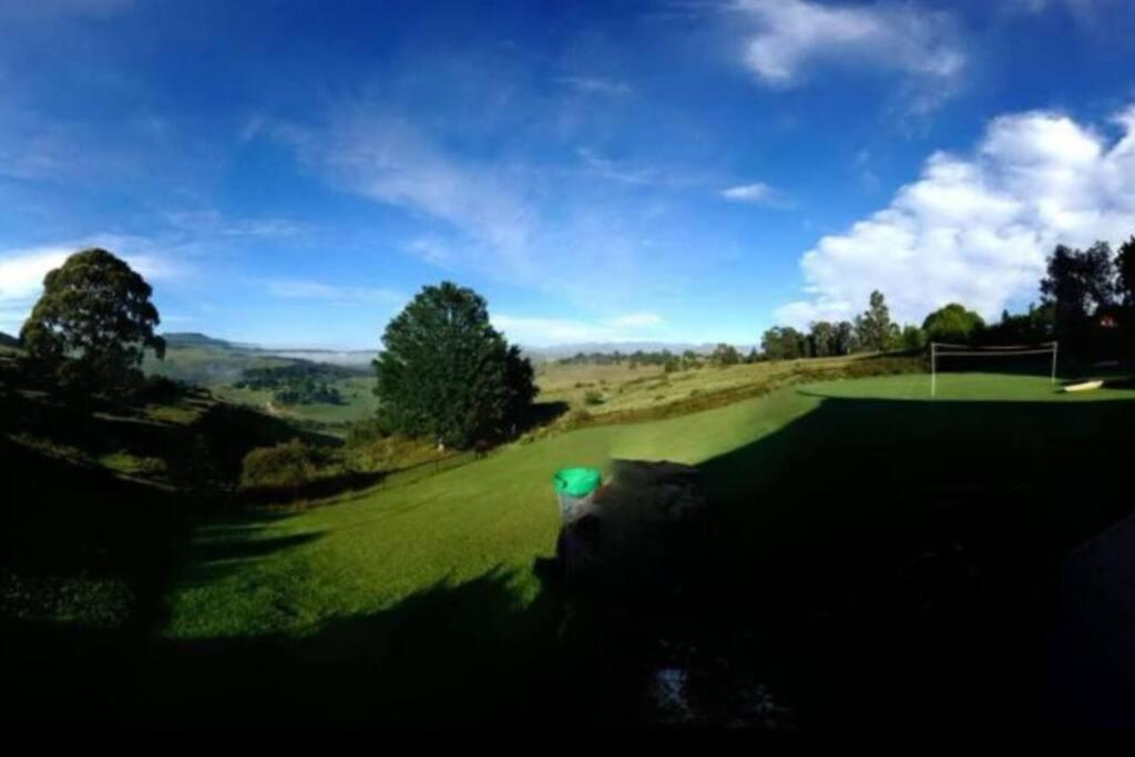The Underberg Cottage ภายนอก รูปภาพ